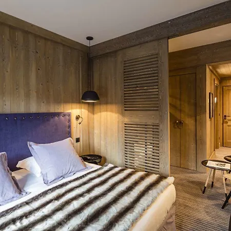 Отель Kandahar 3*